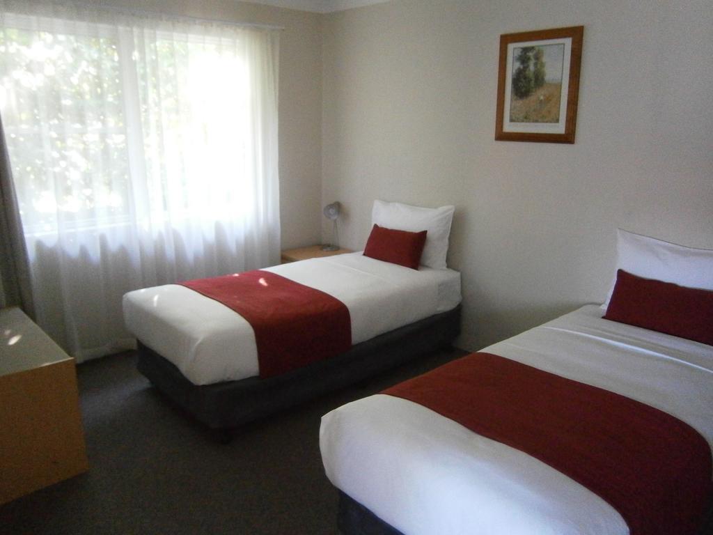 George Bass Motor Inn Нора Номер фото