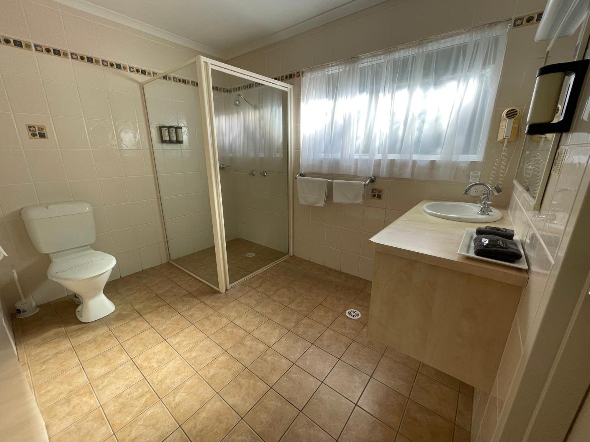 George Bass Motor Inn Нора Экстерьер фото